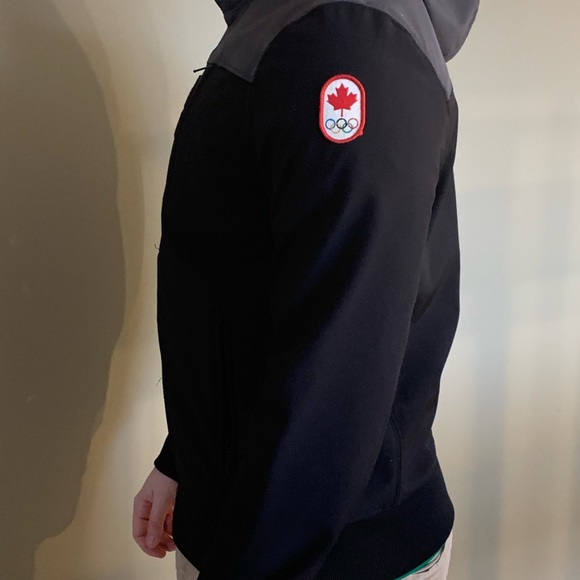 Hudson’s Bay Canadian Olympic Jacket. - Picture 4 of 8